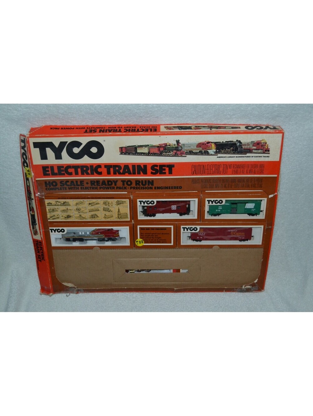 RARE Tyco HO scale electric train set no.7653  H-09-4 with extra life like Loco.